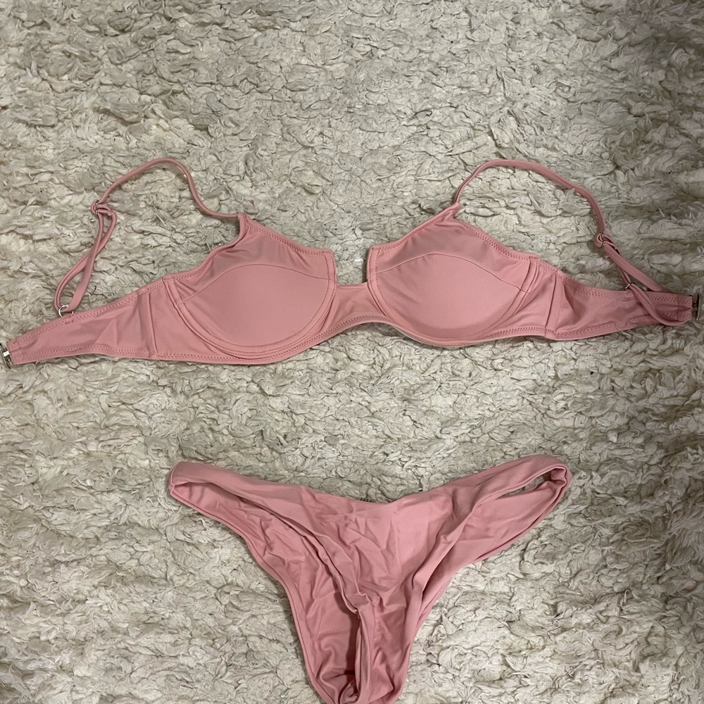 Pink bikini set - Picture 2 of 2